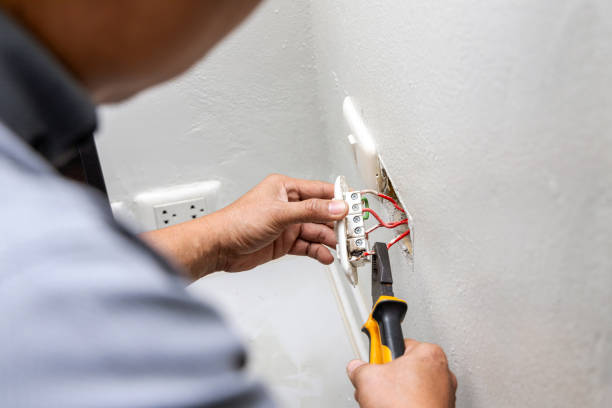 Best Affordable Emergency Electrician  in East Mountain, TX